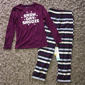 Boys Cat & Jack 2 Piece Snow Day Snooze Pajamas, Size M (8/10), New With Tags